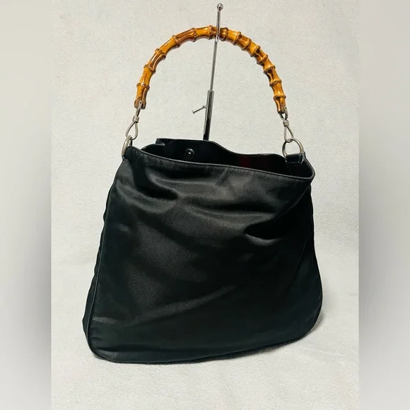 Gucci Bamboo Nylon/ Patented Leather Shoulder Bag - Picture 2 of 15